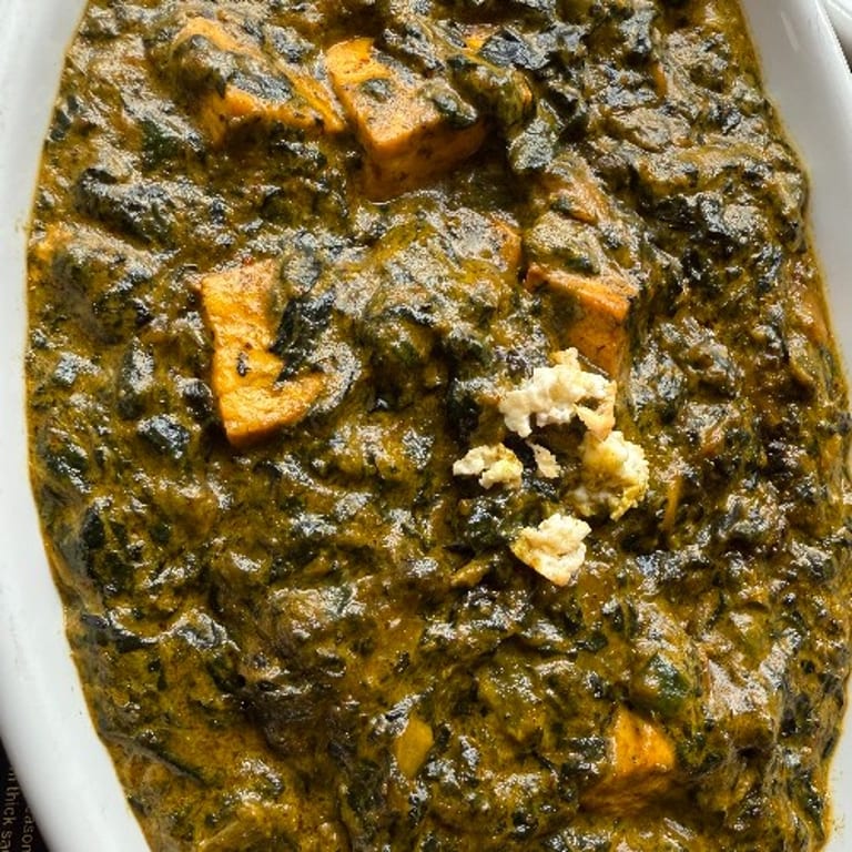 Discover Our Saag Dishes